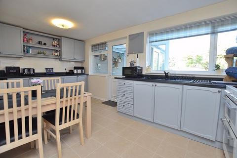 3 bedroom end of terrace house for sale, 13 Auden Court , Tattershall
