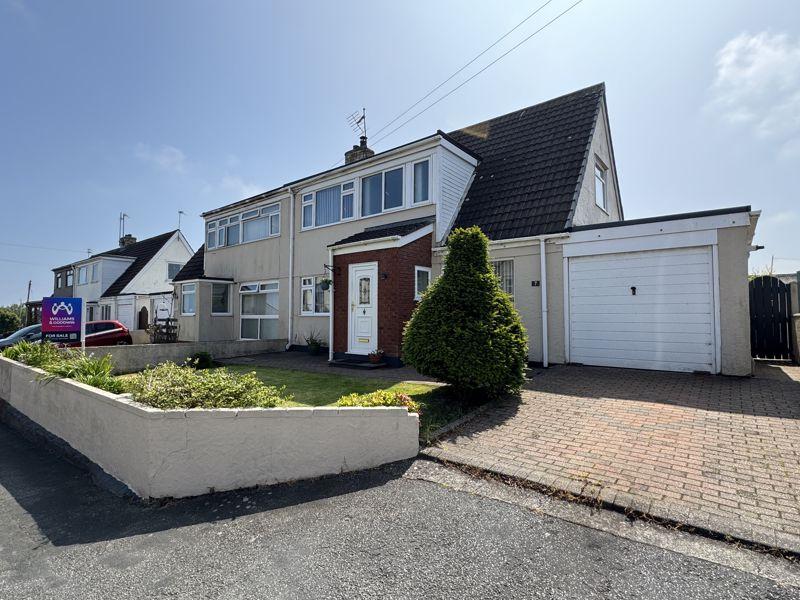 Old School Road, Holyhead 3 bed semidetached house £250,000