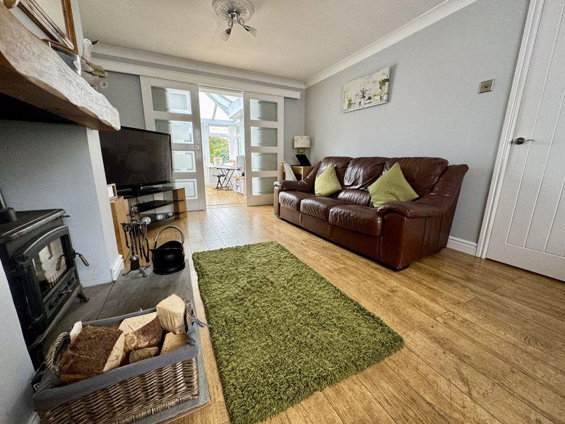 Old School Road, Holyhead 3 bed semidetached house £250,000