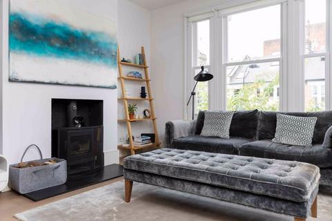 9a Wendell Road, London, W12 9RS