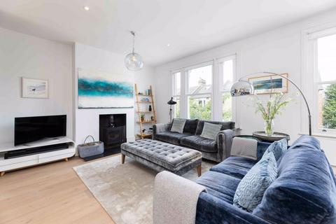 9a Wendell Road, London, W12 9RS