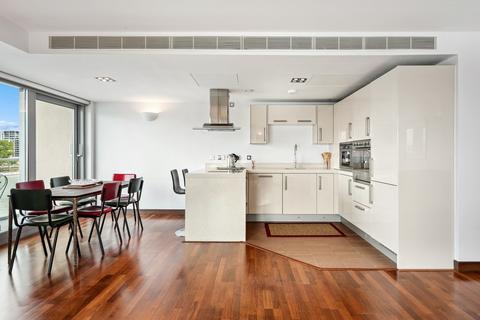 2 bedroom apartment for sale, Bridges Court Road, London SW11