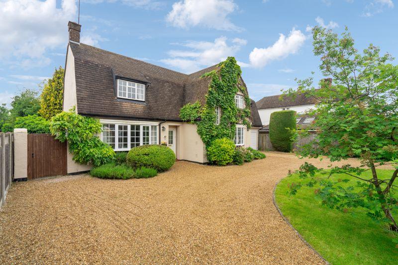 Lancot Avenue, Dunstable 4 bed detached house for sale £735,000