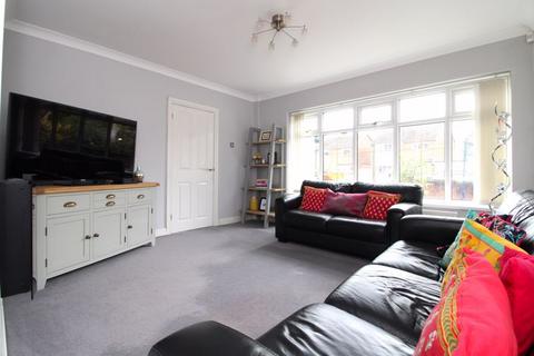 28 Fernleigh Road, Walsall, WS4 2EZ