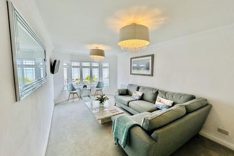 2 bedroom apartment for sale, West Promenade, Rhos on Sea