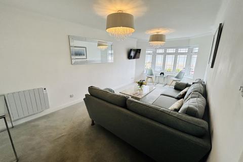 2 bedroom apartment for sale, West Promenade, Rhos on Sea