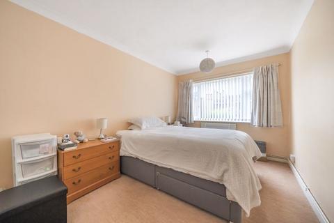 2 bedroom ground floor maisonette for sale, Southview Rise, Alton