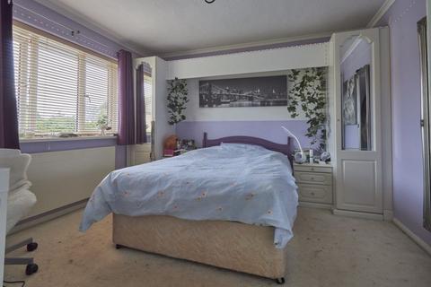 9 Grecian Way, Exeter, EX2 5PF