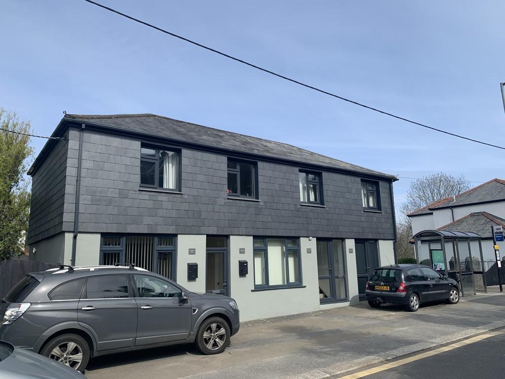 West End Stores, Penryn TR10 1 bed ground floor flat £795 pcm (£183 pw)