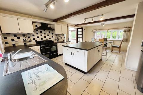 4 bedroom detached house for sale, Tonge Fold Road, Tonge Fold