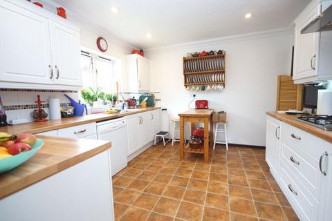 4 bedroom detached bungalow for sale, Montserrat Road, Lee-On-The-Solent, PO13