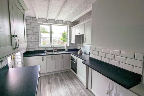 3 bedroom semi-detached house to rent, Okehampton Crescent, Sale
