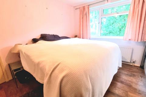 8 Tallack Close, Harrow, HA3 7DN