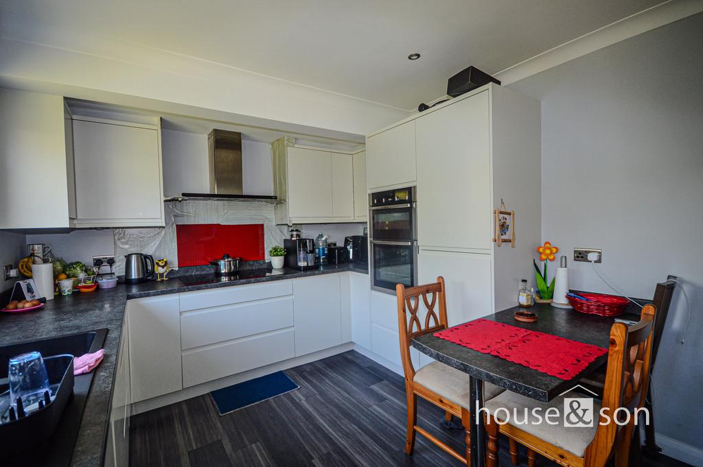 Kitchen1