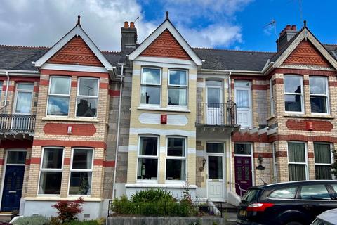 3 bedroom terraced house for sale, Thornbury Park Avenue, Peverell, Plymouth. A gorgeous 3 bedroomed family home with character and an enclosed garden.