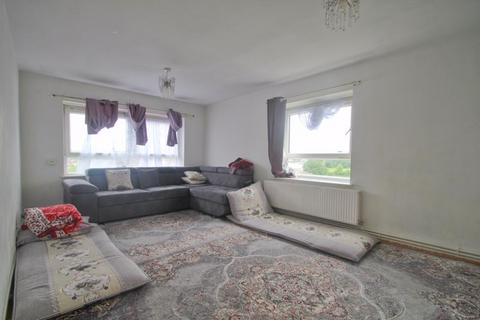 2 bedroom apartment for sale, Gurnell Grove, London