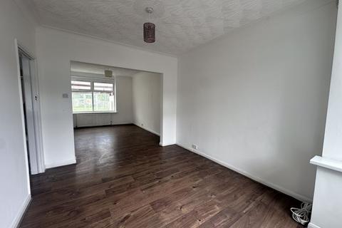3 bedroom end of terrace house for sale, Hillside Road, Southall