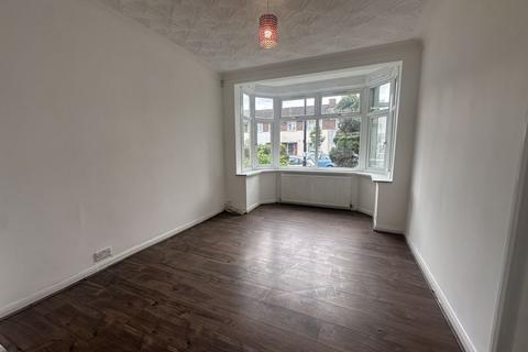 3 bedroom end of terrace house for sale, Hillside Road, Southall