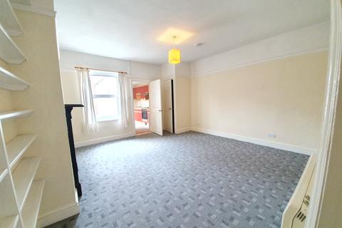 1 bedroom maisonette to rent, Upper Banister Street