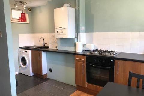 3 bedroom apartment to rent, Crown Street, Portsmouth PO1
