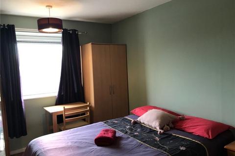 3 bedroom apartment to rent, Crown Street, Portsmouth PO1