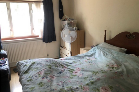 1 bedroom in a house share to rent, Sheepcote Close