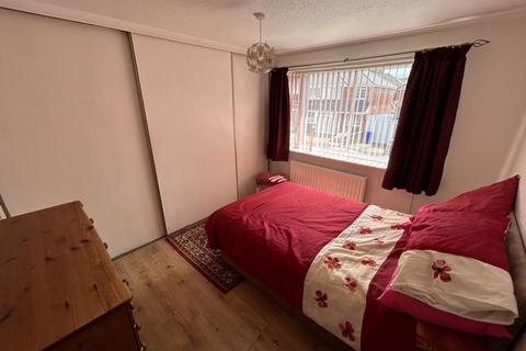 15 Branson Avenue, Stoke-on-trent, ST3 5LA