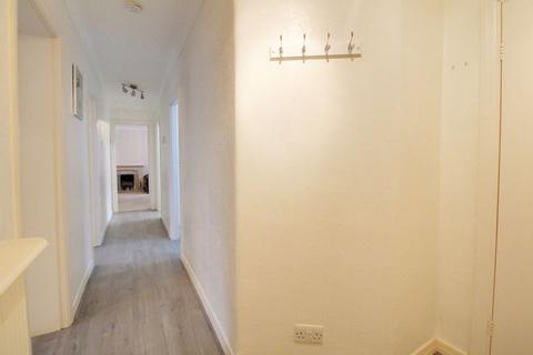 2 bedroom ground floor flat for sale, Lambs Close, Cuffley EN6