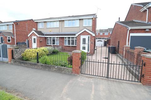 3 bedroom semi-detached house to rent, Hill View Road, Rotherham S61