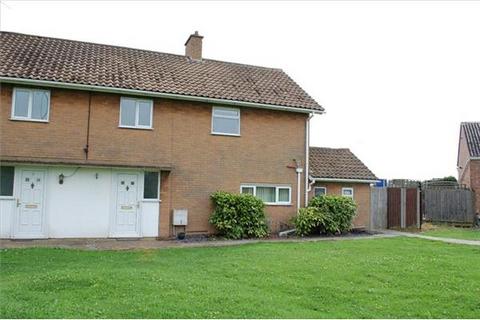 3 bedroom semi-detached house to rent, Southend Road, Stanford-Le-Hope