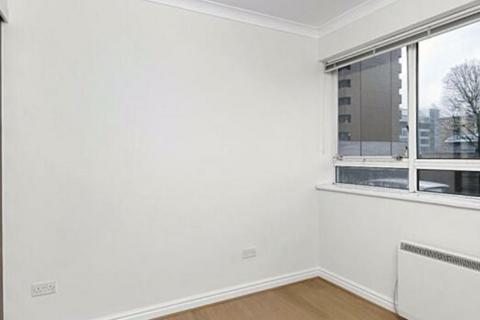 1 bedroom property to rent, Lords View, St. Johns Wood Road, NW8