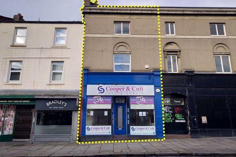 Retail property (high street) to rent, Wood Street, Wakefield