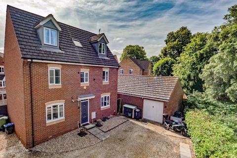 5 bedroom detached house for sale, Youngs Orchard, Abbeymead, Gloucester, GL4 4RR