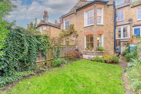 20 Cotesbach Road, London, E5 9QJ