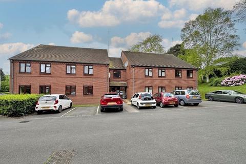2 bedroom apartment for sale, Manor Gardens, High Street, WOMBOURNE