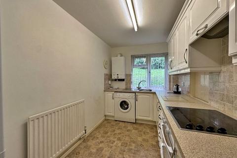 2 bedroom apartment for sale, Manor Gardens, High Street, WOMBOURNE