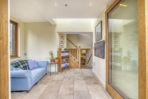 Brunswick House, 33 Fromefield, Frome, BA11 2HE