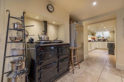 Brunswick House, 33 Fromefield, Frome, BA11 2HE