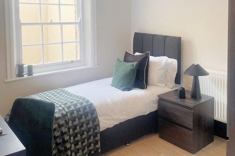 1 bedroom in a house share to rent, Oxford Street, Gloucester GL1