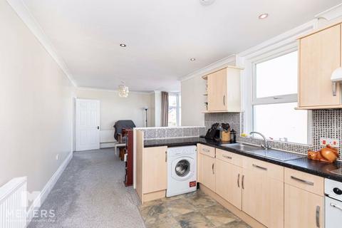 2 bedroom apartment for sale, Wickham Road, Bournemouth, BH7