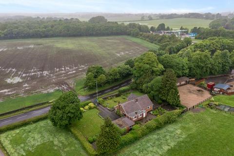 3 bedroom detached bungalow for sale, Back Lane, Wigan WN6