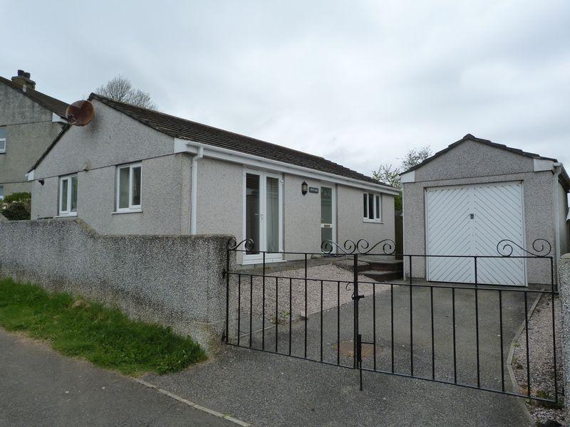 Pengover Close, Liskeard PL14 2 bed detached bungalow to rent £825
