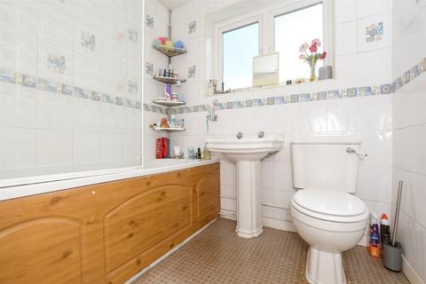 105 Long Lane, Bexleyheath, DA7 5AY