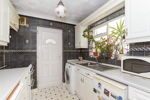 105 Long Lane, Bexleyheath, DA7 5AY