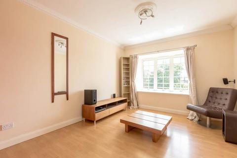 2 bedroom flat for sale, New Cut Rigg, Trinity, Edinburgh