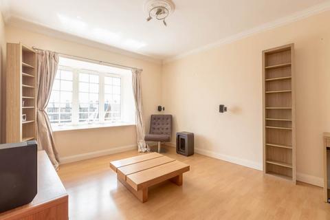 2 bedroom flat for sale, New Cut Rigg, Trinity, Edinburgh