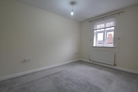 3 bedroom semi-detached house to rent, Bird Street, Dudley