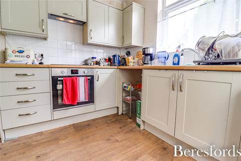 3 bedroom bungalow for sale, Hogarth Avenue, Brentwood, CM15