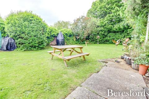 3 bedroom bungalow for sale, Hogarth Avenue, Brentwood, CM15