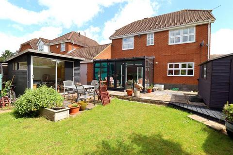 15 Broadacres, Luton, LU2 7YF